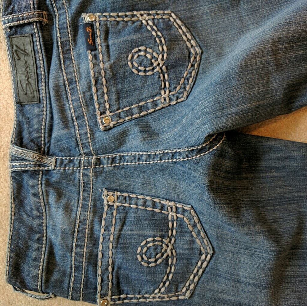 DENIM SALE ITEM!! Seven Jean EUC